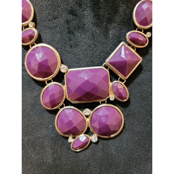 Women's Purple Statement Necklace With Faceted Stones Gold Tone Lobster ClaspArt - Picture 3 of 7